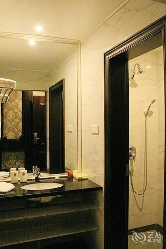 Big Apple Hotel Shantou Esterno foto